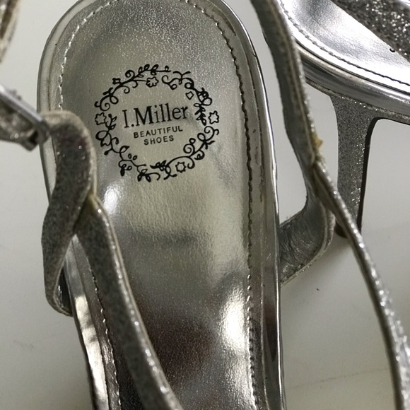 J. Miller Silver Platform Sandals Size 9M - Picture 4 of 5